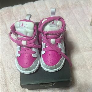 Jordan Kids Sneakers in Pink and White